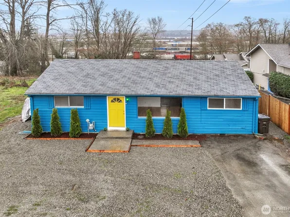 833 E Marine View Drive, Everett, WA 98201