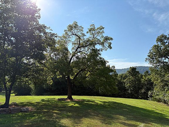 3rd image of 6064 Mc Rd