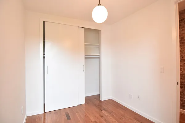 Rented by Bold New York | media 13