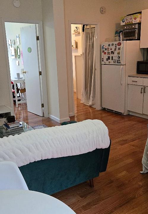 1st image of 330 E 65th St APT 19
