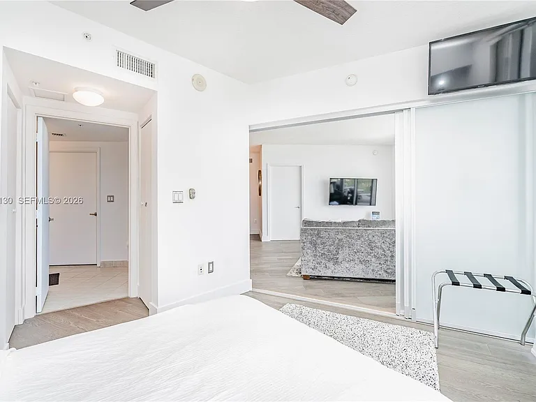 1750 N Bayshore Dr #3914 — Photo 15