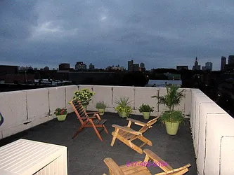 Rented by Lucky Apt Inc