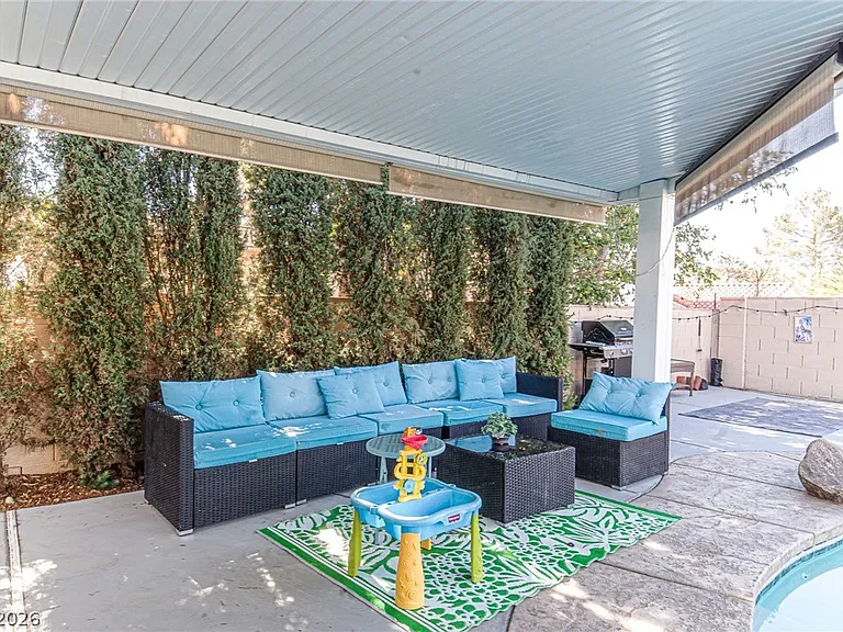 9009 Feather River Ct — Photo 31