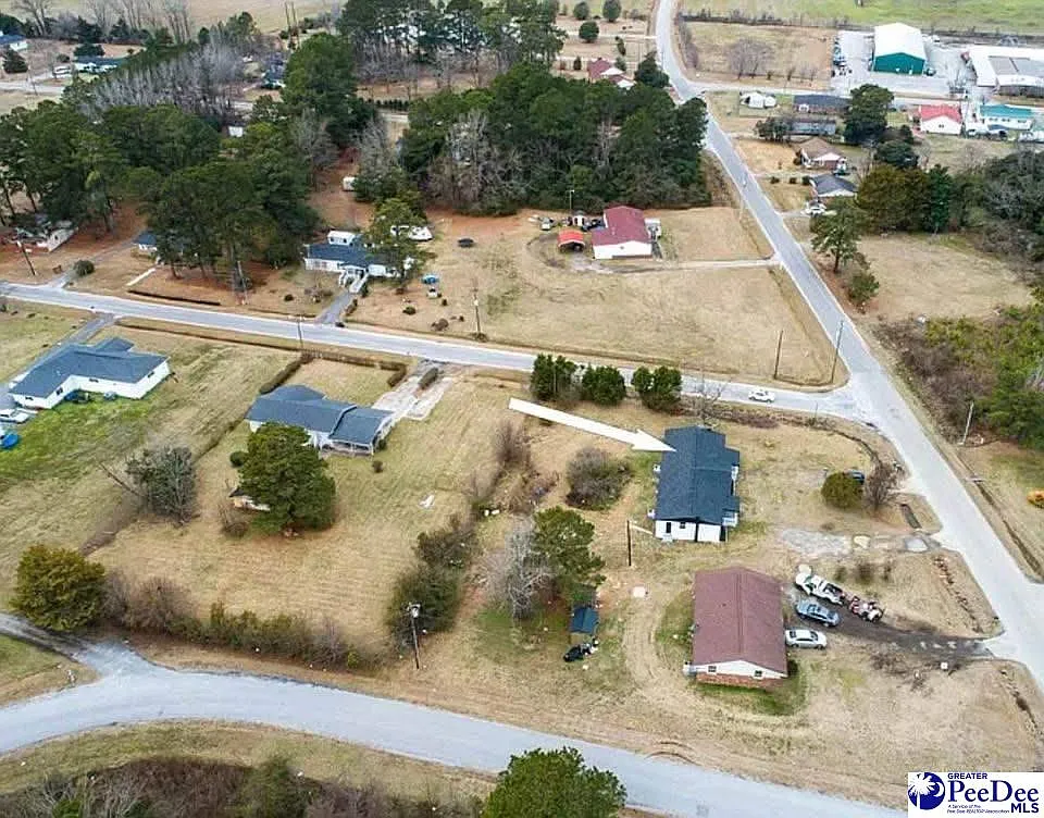 Building Photo - 421 Pineville Rd