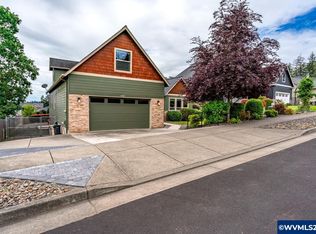 2062 Valley View Dr NW, Albany, OR 97321