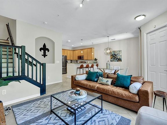 5th image of 8945 Malibu ST #202