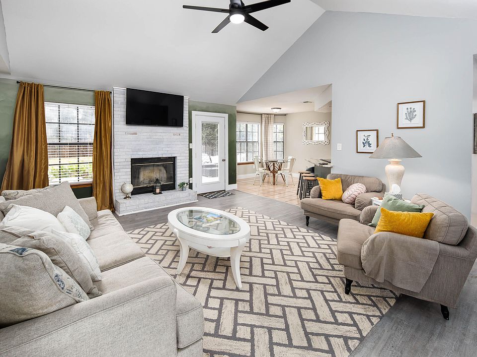 1st image of 2037 Burjonik Ln
