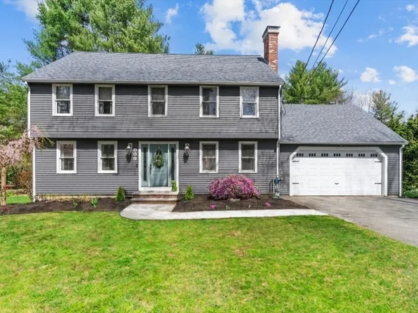 407 Hodges St, Taunton, MA 02780