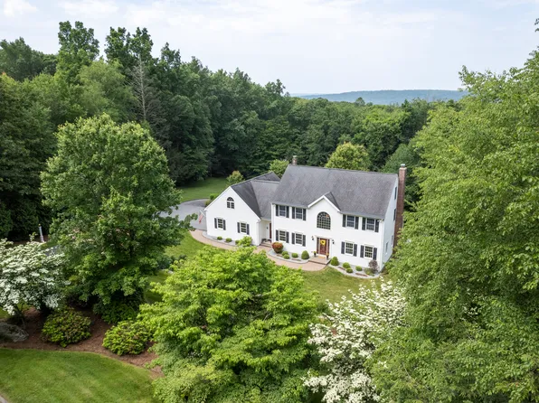 109 Andrew Drive, Canton, CT 06019