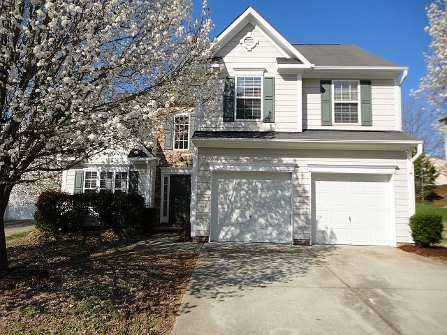 1st image of 222 Newberry Ln