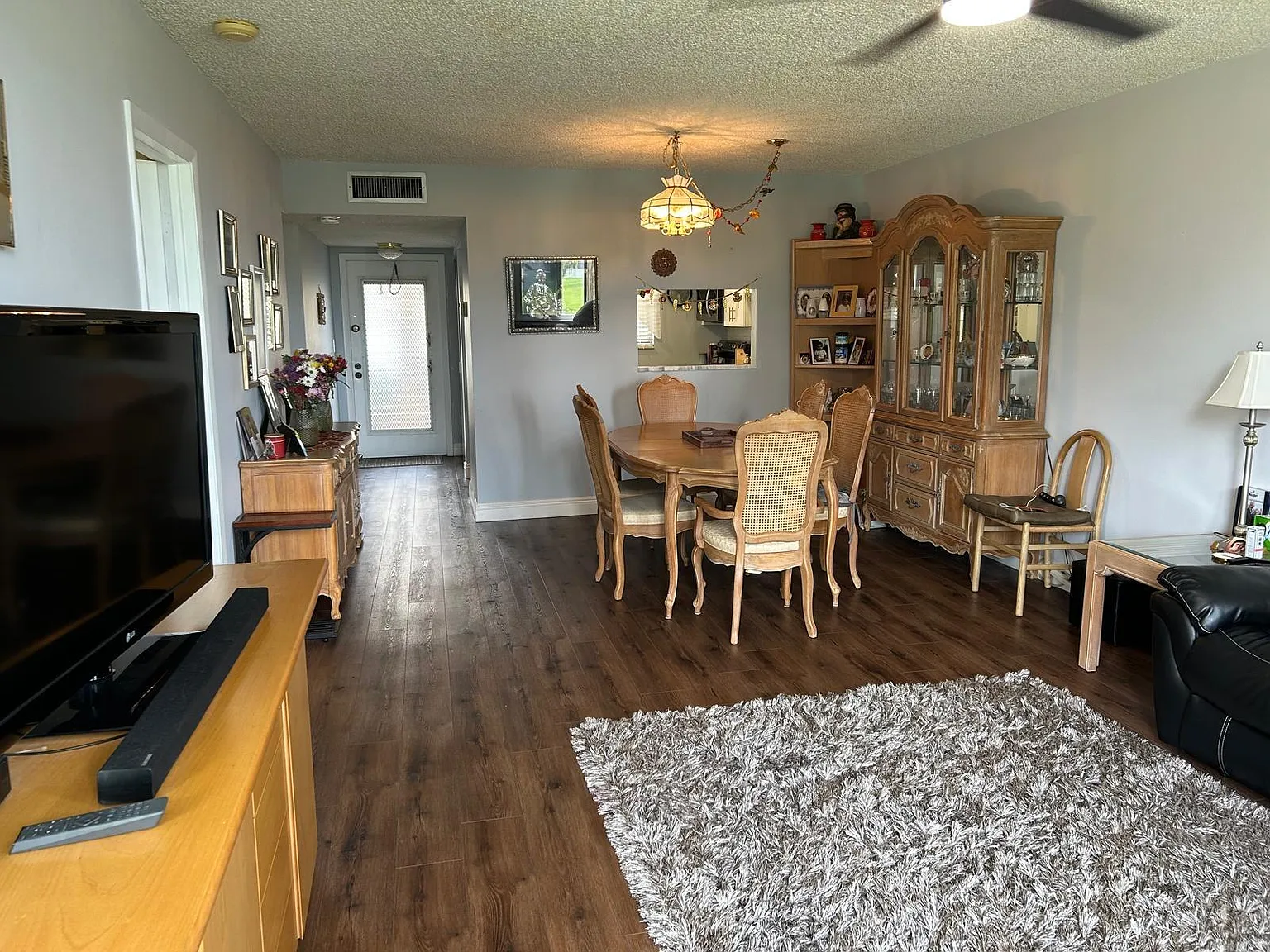 2 bed, 2.0 bath, 970 sqft, $1,700 — Photo 4