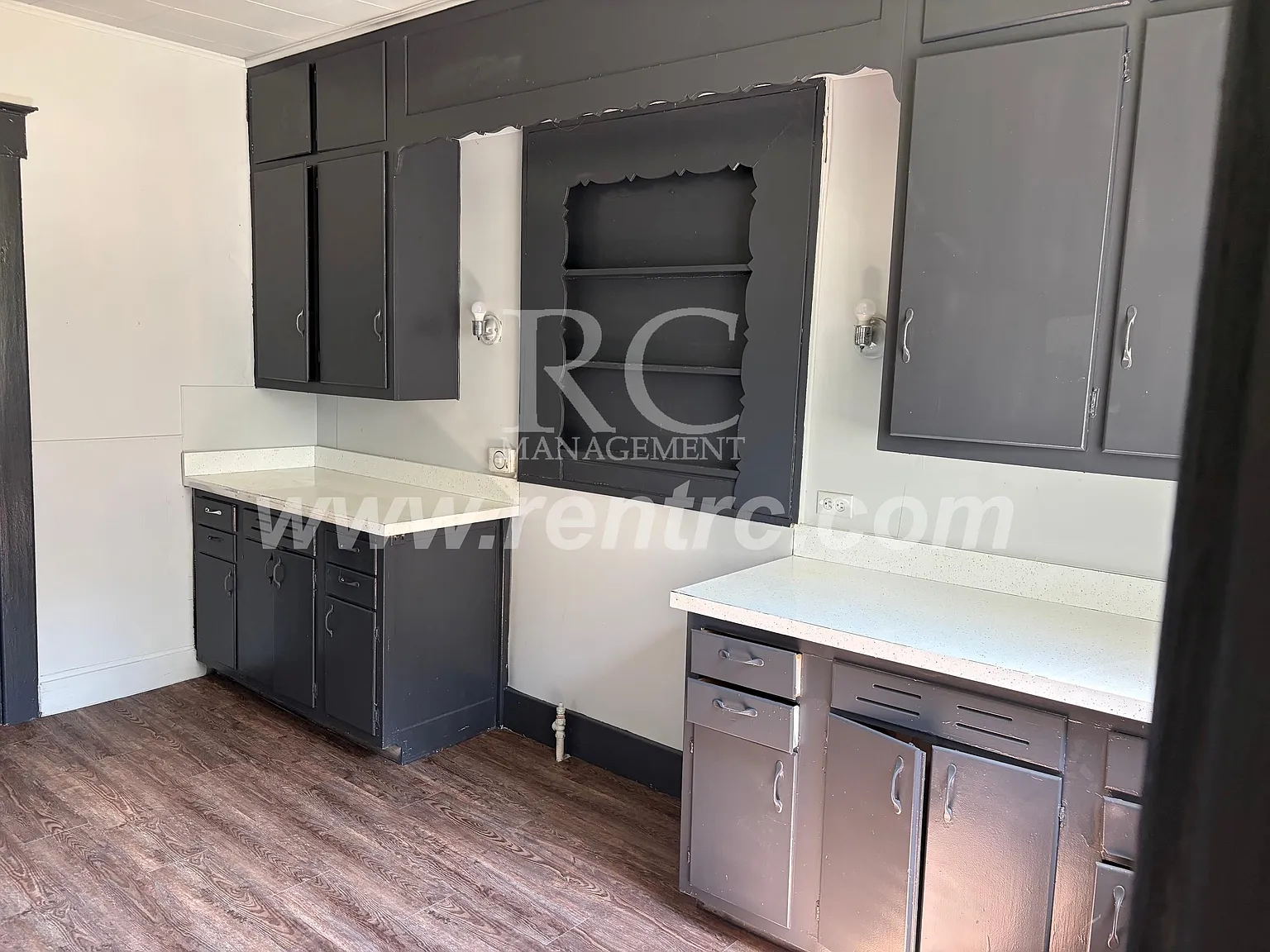2 bed, 1000 sqft, $775 — Photo 2