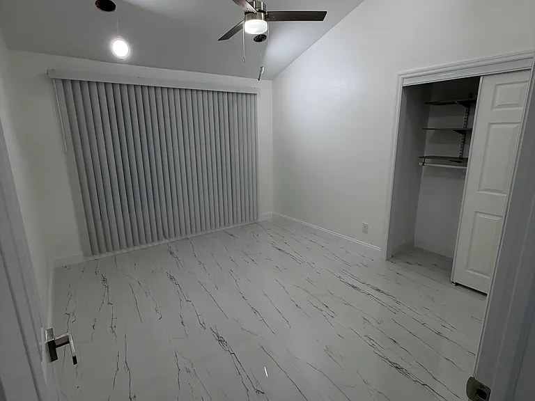 1020 Willa Lake Cir — Photo 26