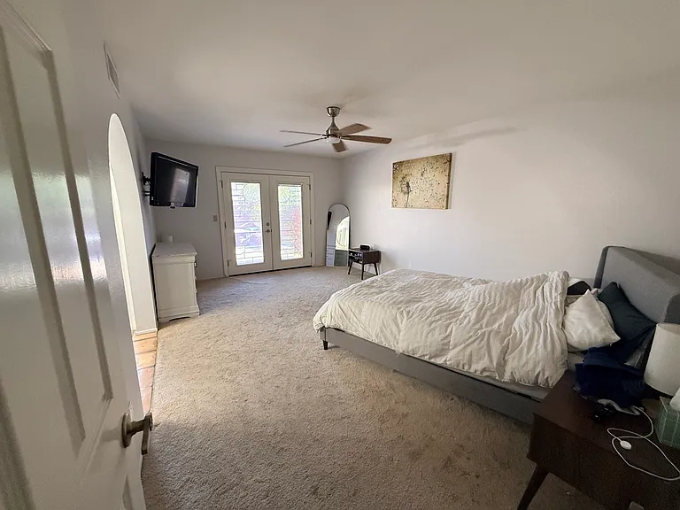 4335 W Michelle Dr — Photo 8