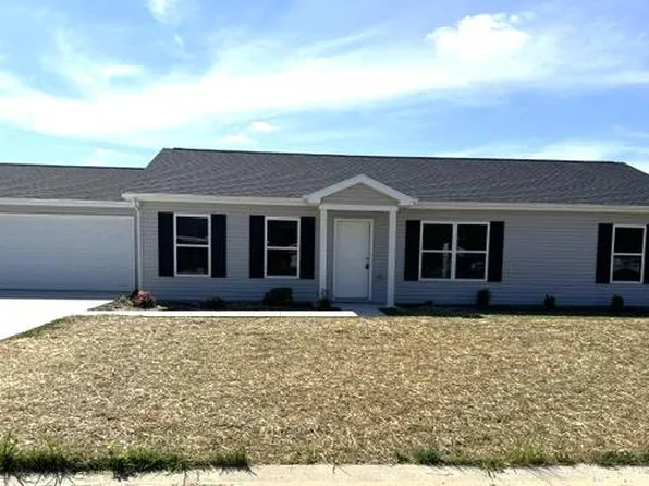 1303 S Walters St, Robinson, IL 62454