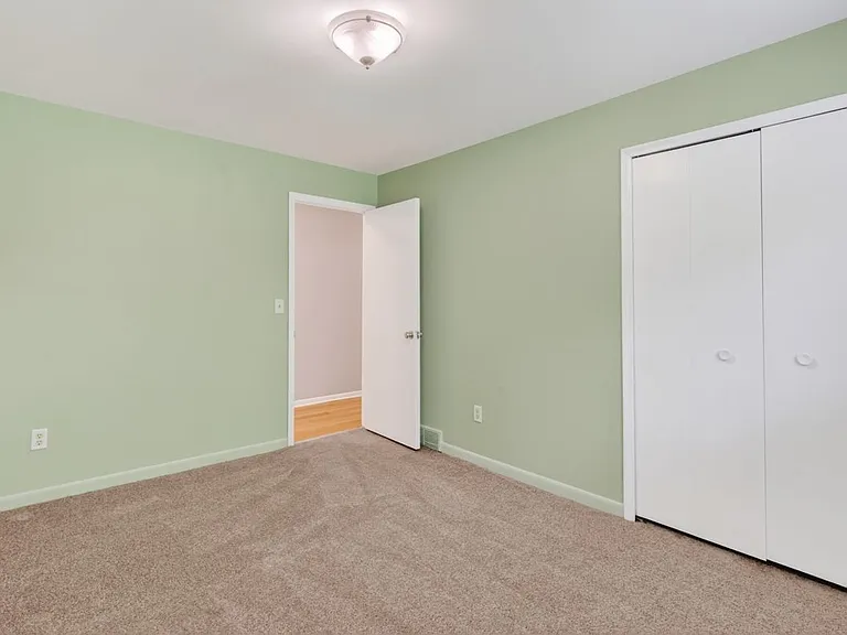 10228 Nancys Blvd — Photo 25
