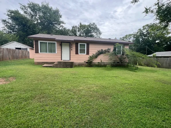 306 S Kemp Ave, Tishomingo, OK 73460