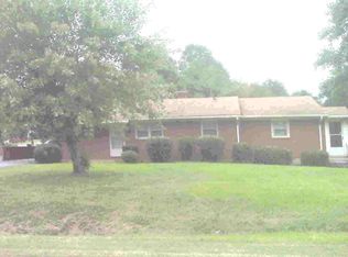1615 Carver Rd, Martinsville, VA 24112