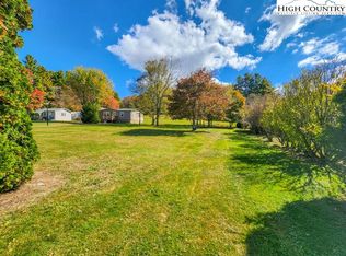 777 Possum Hollow Rd, Blowing Rock, NC 28605
