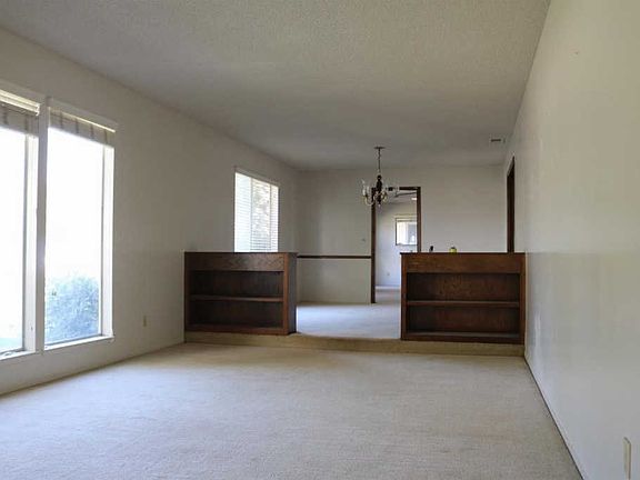 5th image of 10268 Avenue 360