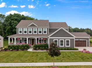 6051 Southridge Rd, East Lansing, MI 48823