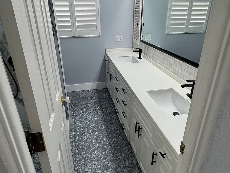 Guest bath
