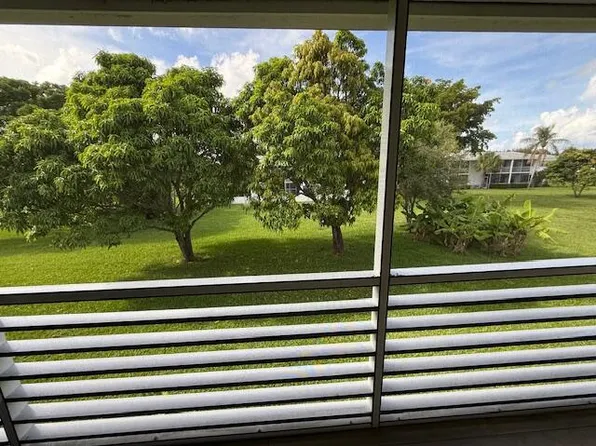 368 Sheffield O, West Palm Beach, FL 33417