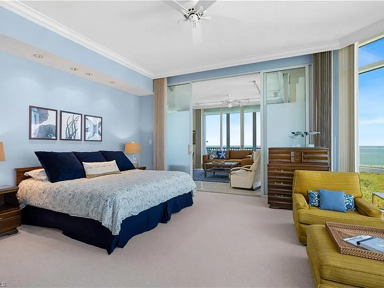 7515 Pelican Bay Blvd #Penthouse D — Photo 24