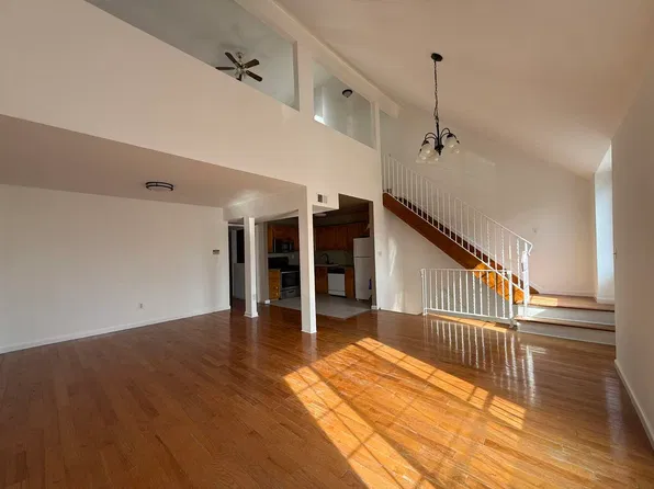 26 Jennifer Pl #B, Staten Island, NY 10314