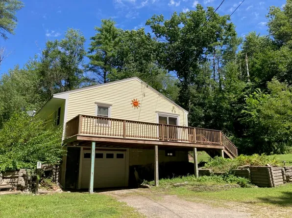 236 River Road, Buxton, ME 04093