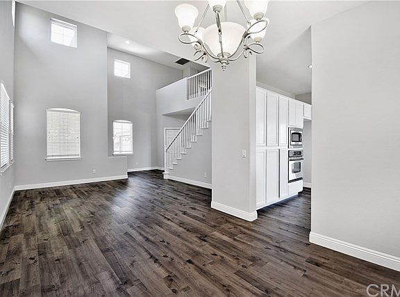 3rd image of 709 Casita Ln