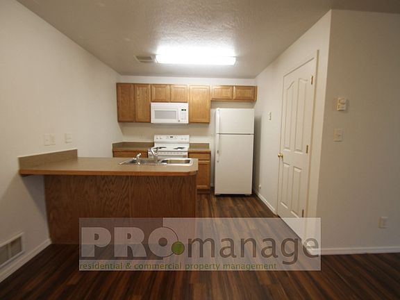 4th image of 2592 Prospect Dr #4