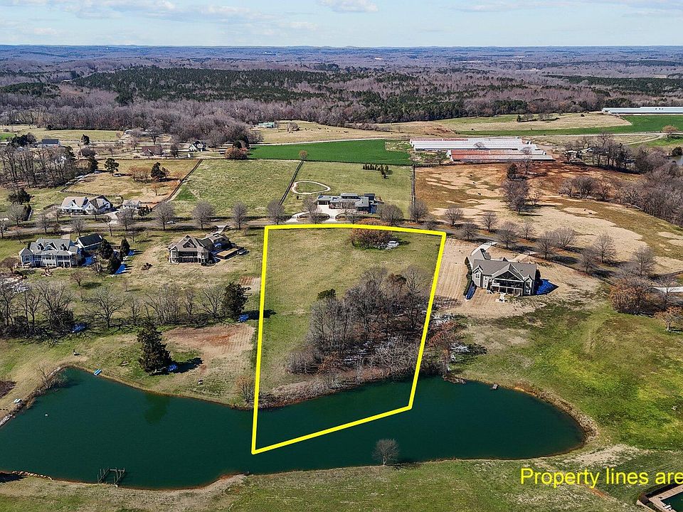 1st image of 286 Hunter Glen Ln #27