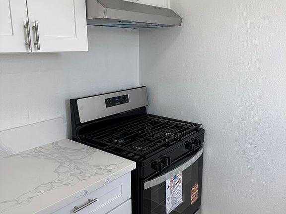 5th image of 2250-2260 W Kenrich Ct #2252B