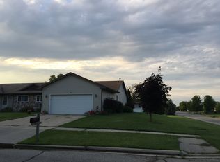422 E 3rd Ave, Elkhorn, WI 53121