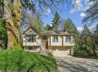 100 NW Westmont Ln, Bremerton, WA 98311