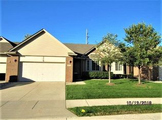 28021 Cotton Creek Ct, Chesterfield, MI 48047