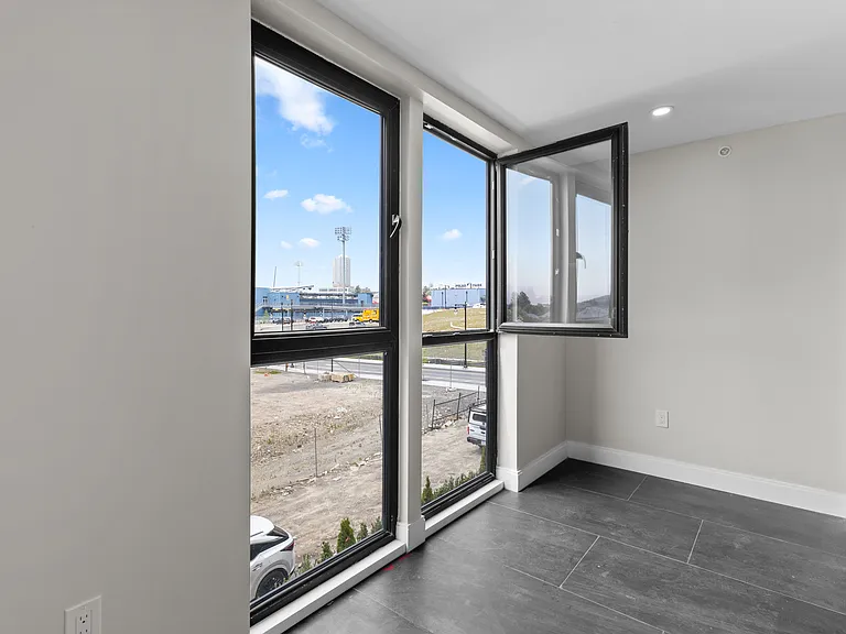 Tavolo Lofts — Photo 13