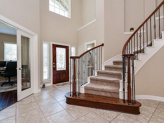 3rd image of 26706 Grey Swan Dr