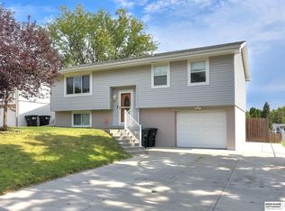 4911 N 129th Ave, Omaha, NE 68164