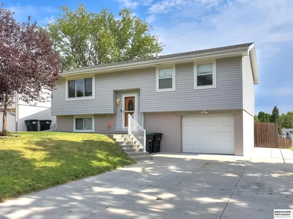 4911 N 129th Ave, Omaha, NE 68164