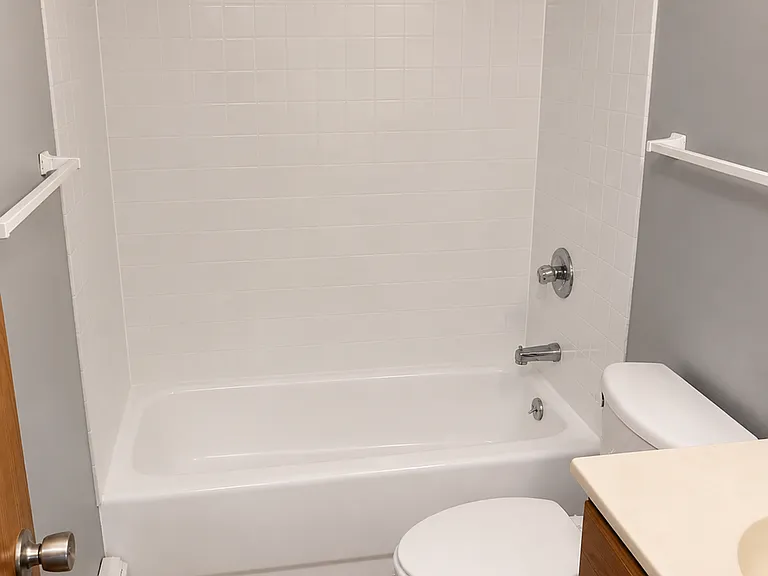 4171 E University Ave #4 — Photo 4
