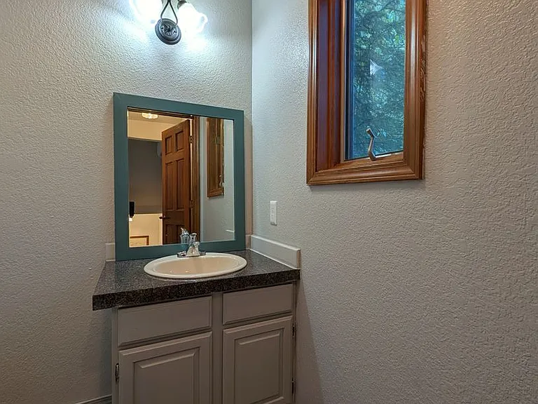 4529 Chelsea Ct — Photo 16