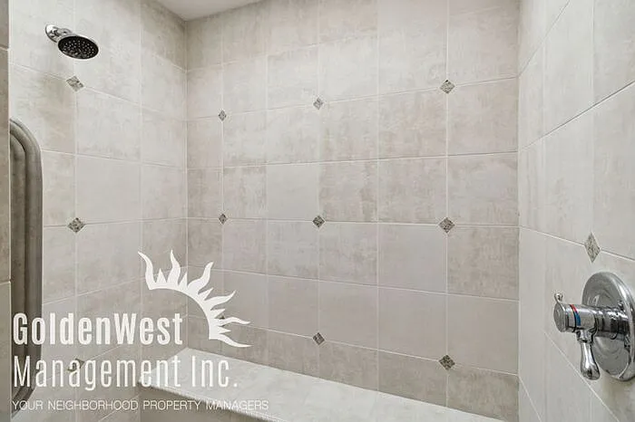 2441 E Rancho Dr — Photo 21