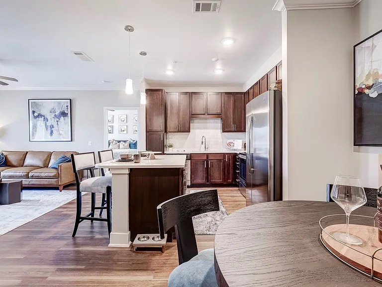 Alaqua at Frisco Apartments — Photo 9