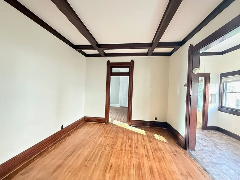 1603 E Oak St #1 — Photo 5