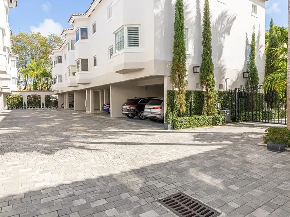 261 Navarre Ave #B-1, Coral Gables, FL 33134