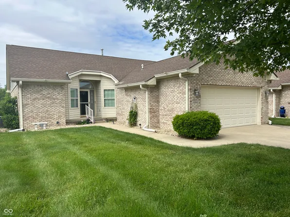 4964 W Cedar Cove Dr, New Palestine, IN 46163