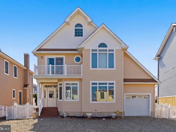 32 Halsey Dr, Brick, NJ 08723
