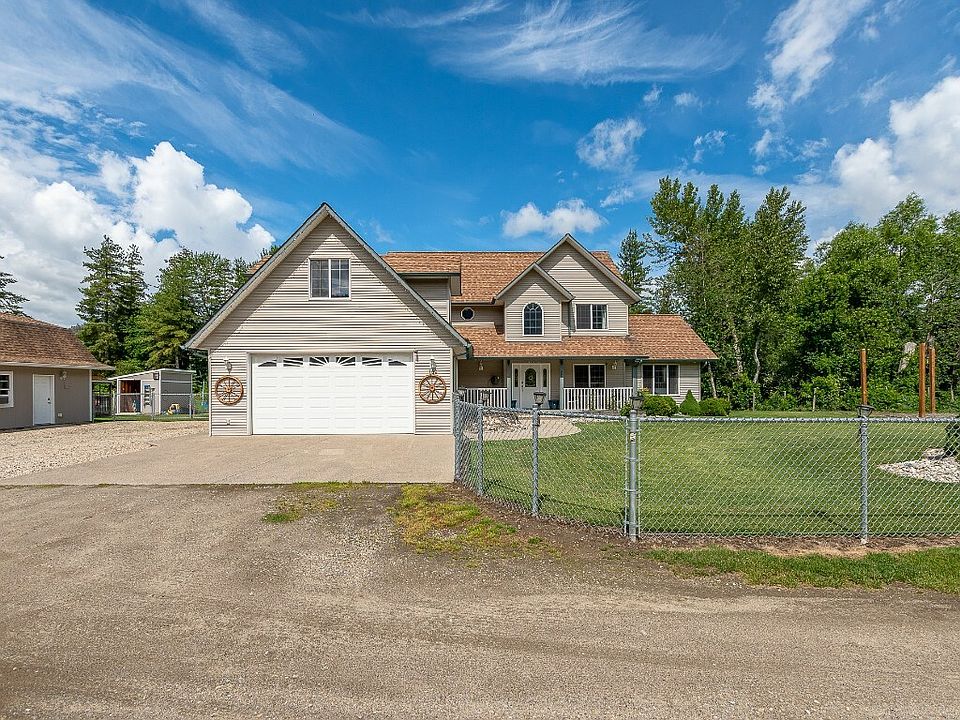1st image of 160 Carlin St